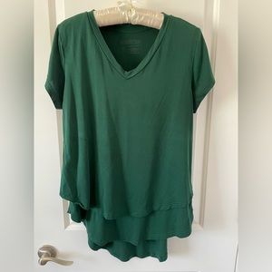 Latched Mama V-Neck Boyfriend Nursing Tee, Forest Green, Size Medium